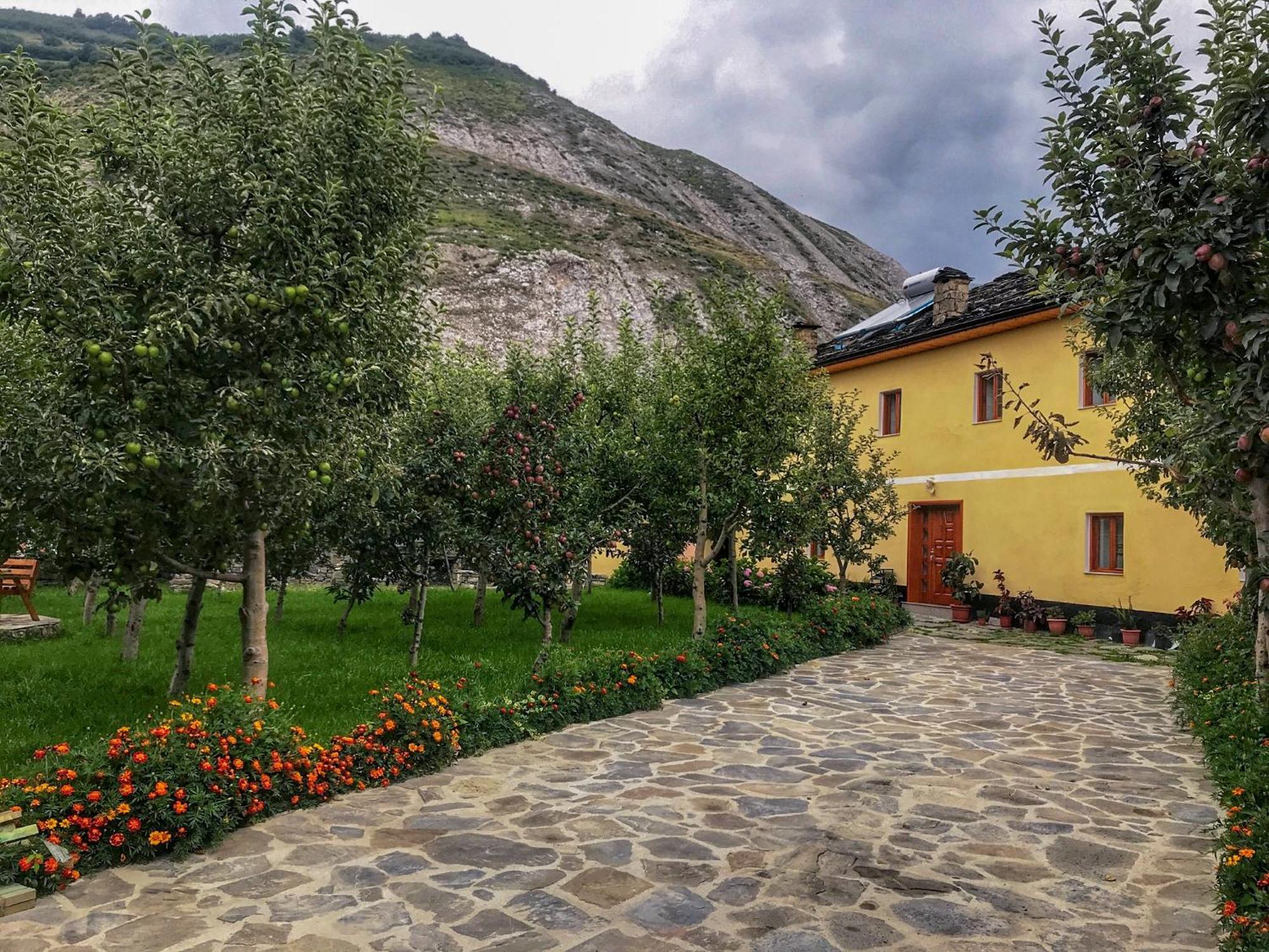 Guest House Sabriu Rabdisht Экстерьер фото